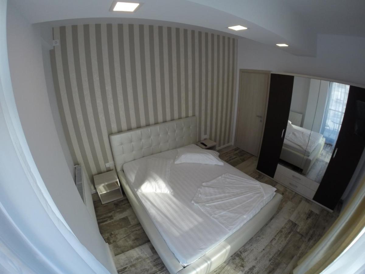 911 Cazare Mamaia Exteriér fotografie